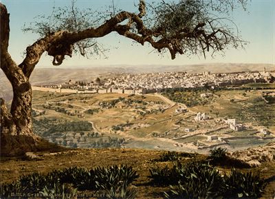 Jerusalem from Mount Scopus, Holy Land, ca. 1895. Image via commons.wikimedia.org.