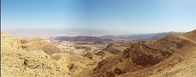 View of the Timna Valley, near the Gulf of Aqaba, where ancient Israelites mined copper. Since Lehi and Nephi were skilled in metallurgy, it is plausible that they were familiar with the the roads between Jerusalem and Timna. Image via Wikimedia Commons.